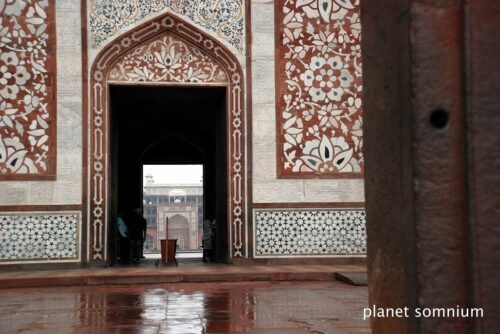 Film location of The fall in Sikandra, India