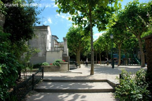 Visited a film location of "Céline et Julie vont en Bateau" in Paris,etc.