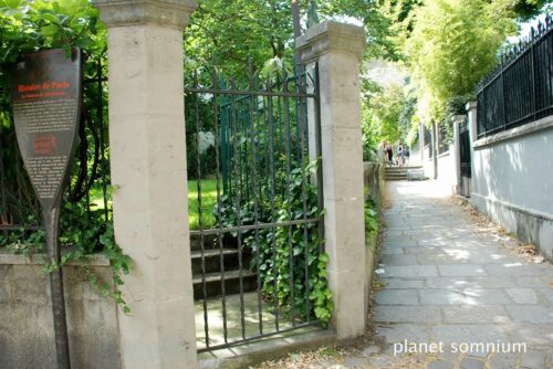 Visited a film location of "Céline et Julie vont en Bateau" in Paris,etc.