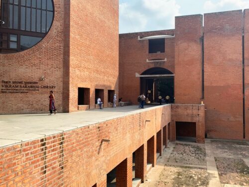 IIM Ahmedabad university, visited as a film location of "2 states"