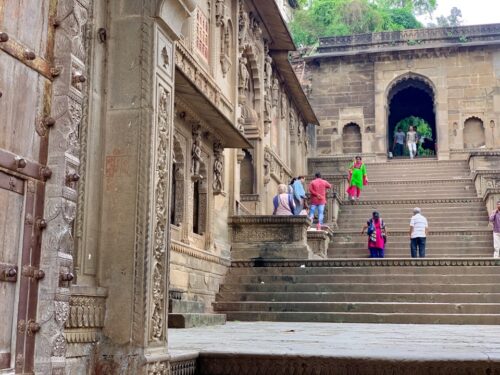 Maheshwar, visited as a film location of "Pad Man"