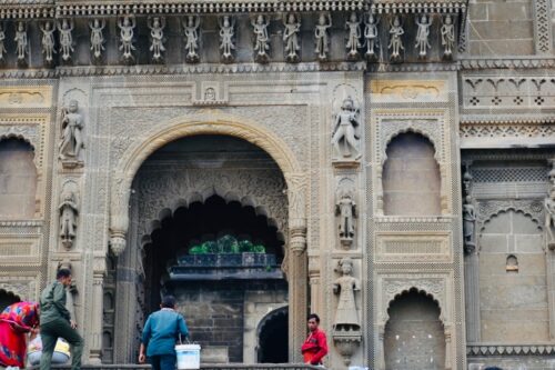 Maheshwar, visited as a film location of "Pad Man"