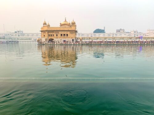 Golden temple, the film location of Rab Ne Bana Di Jodi.