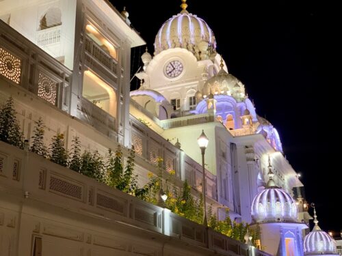 Golden temple, the film location of Rab Ne Bana Di Jodi.