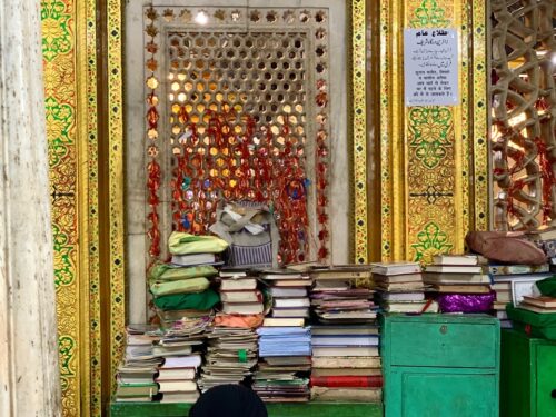 Visited Nizamuddin Dargah as a film location of "Bajrangi Bhaijaan"