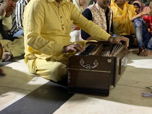 Visited Nizamuddin Dargah as a film location of "Bajrangi Bhaijaan"