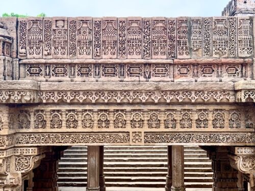 Indian film Raees location, Adalaj Vav step well.