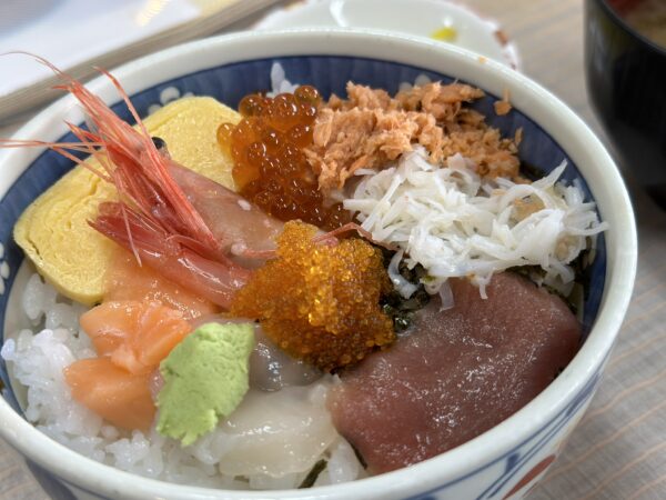 Hakodate sea food "500 yen don"